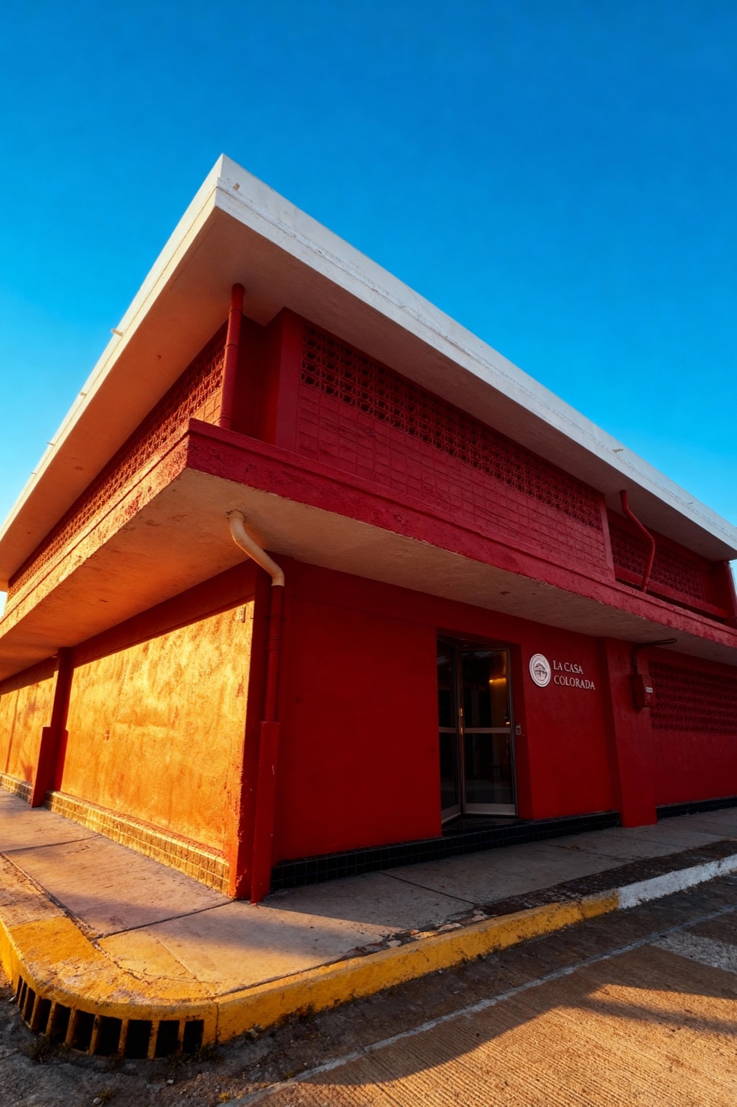 Fachada de La Casa Colorada